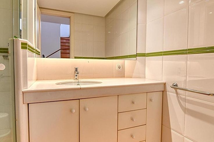 Apartament 3 dormitoris amb Vistes al mar i Pàrquing a Calella de Palafrugell - Lloguer Temporada