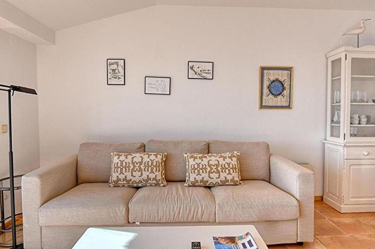 Apartament 3 dormitoris amb Vistes al mar i Pàrquing a Calella de Palafrugell - Lloguer Temporada