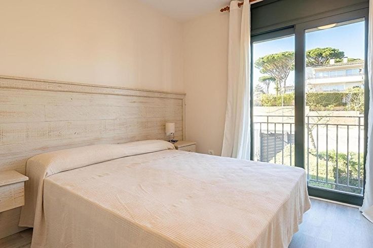 Apartament 3 dormitoris amb Piscina, Wifi, Pàrquing i jardí a Calella de Palafrugell - Lloguer Temporada