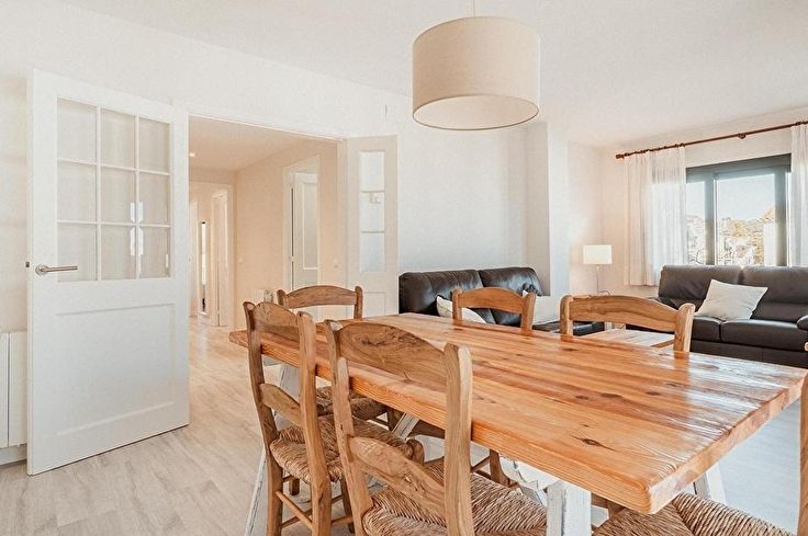Apartament 3 dormitoris amb Piscina, Wifi, Pàrquing i jardí a Calella de Palafrugell - Lloguer Temporada