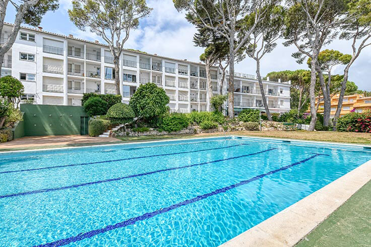 Apartament 1 dormitori amb Piscina, Vistes al mar i jardí a Calella de Palafrugell - Lloguer Vacacional - Turístic