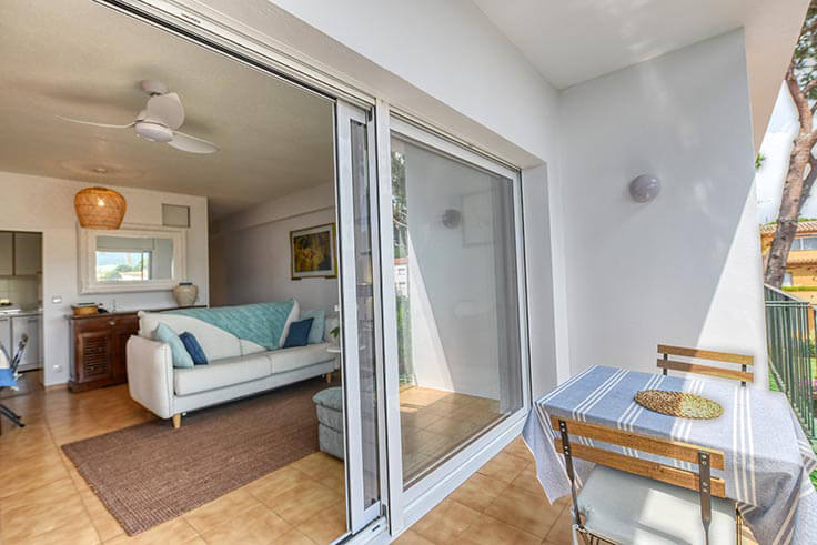 Apartament 1 dormitori amb Piscina, Vistes al mar i jardí a Calella de Palafrugell - Lloguer Vacacional - Turístic