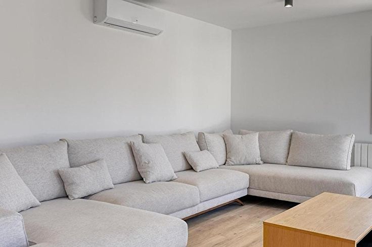 Apartament 3 dormitoris amb Piscina, Vistes al mar, Pàrquing i jardí a Calella de Palafrugell - Lloguer Temporada