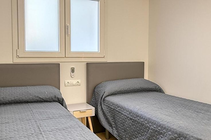 Apartament 3 dormitoris amb Piscina, Vistes al mar, Pàrquing i jardí a Calella de Palafrugell - Lloguer Temporada