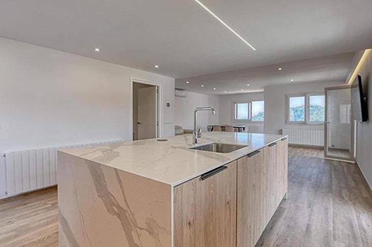 Apartament 3 dormitoris amb Piscina, Vistes al mar, Pàrquing i jardí a Calella de Palafrugell - Lloguer Temporada