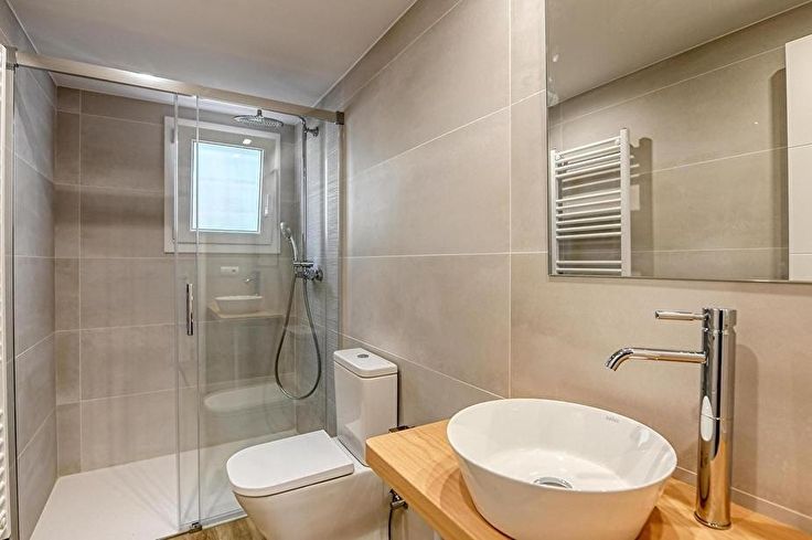 Apartament 3 dormitoris amb Piscina, Vistes al mar, Pàrquing i jardí a Calella de Palafrugell - Lloguer Temporada