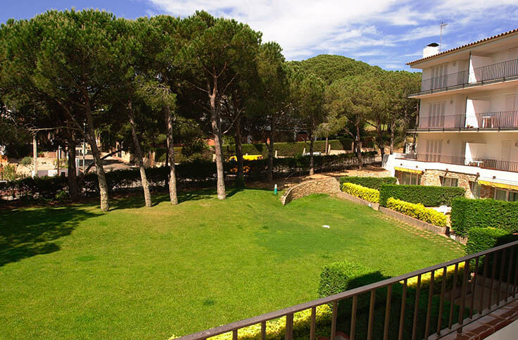 Apartament 3 dormitoris amb Pàrquing i jardí a Calella de Palafrugell - Lloguer Temporada