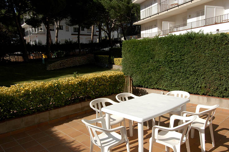 Apartament 3 dormitoris amb Pàrquing i jardí a Calella de Palafrugell - Lloguer Temporada