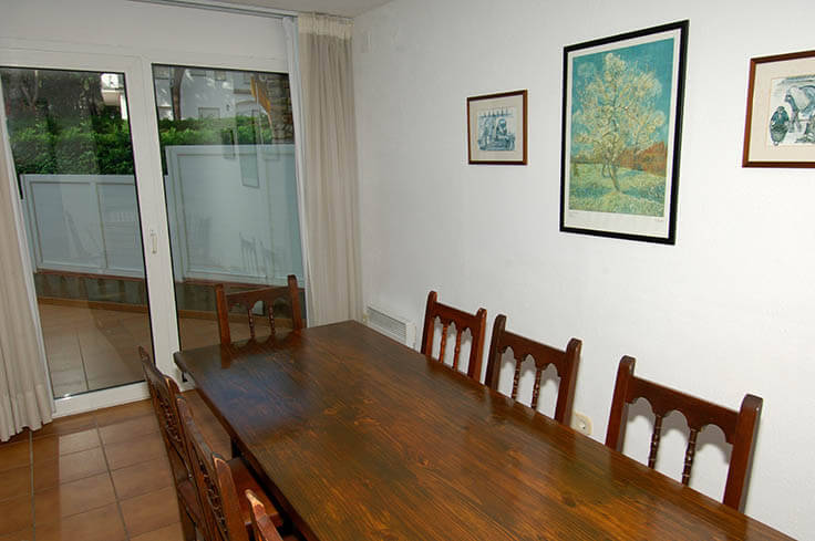 Apartament 3 dormitoris amb Pàrquing i jardí a Calella de Palafrugell - Lloguer Temporada