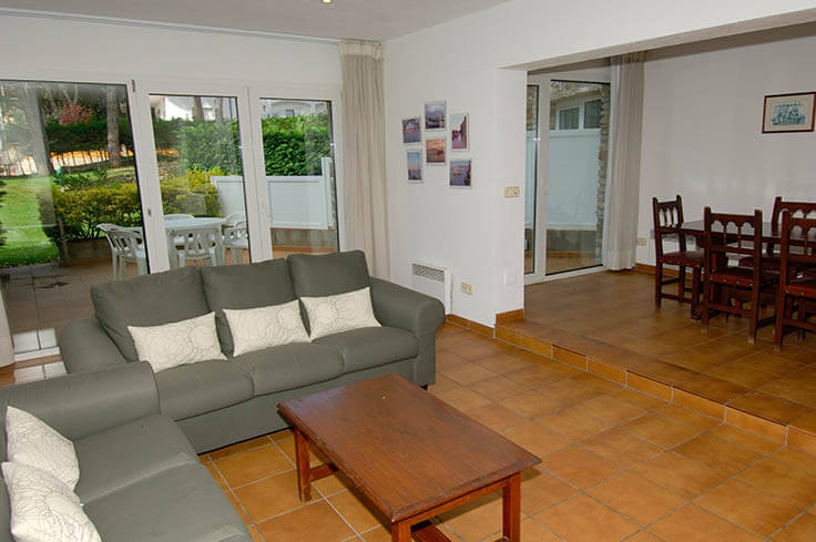 Apartament 3 dormitoris amb Pàrquing i jardí a Calella de Palafrugell - Lloguer Temporada