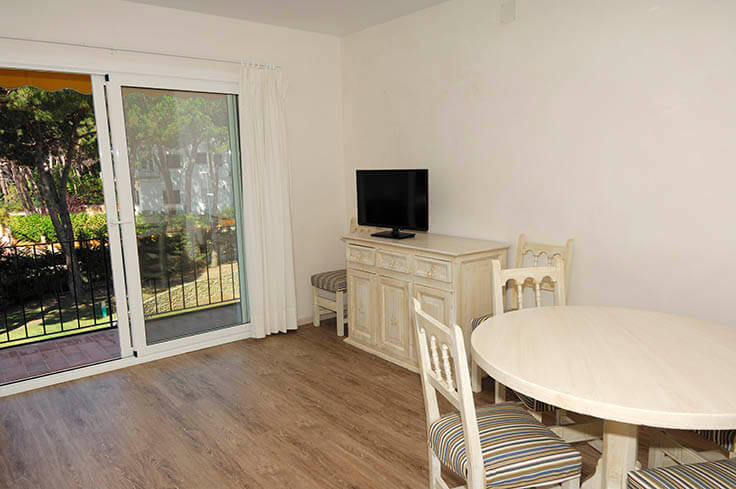 Apartament 2 dormitoris amb Pàrquing i jardí a Calella de Palafrugell - Lloguer Temporada