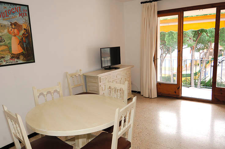 Apartament 2 dormitoris amb Pàrquing i jardí a Calella de Palafrugell - Lloguer Temporada