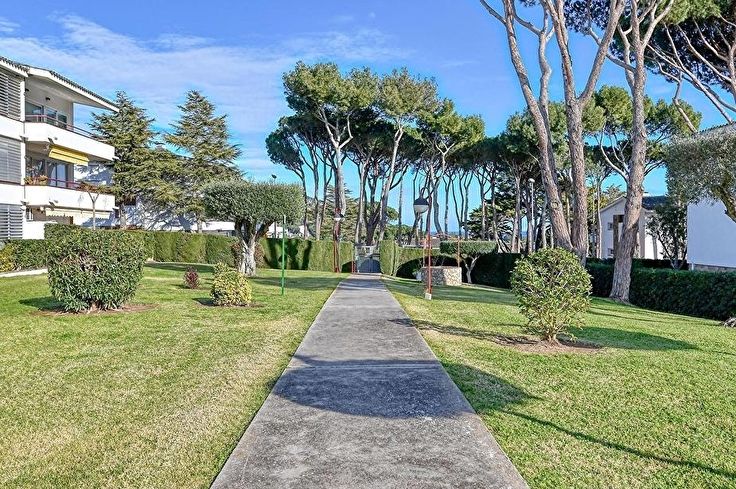 Apartament 2 dormitoris amb Piscina, Wifi, Pàrquing i jardí a Calella de Palafrugell - Lloguer Vacacional - Turístic