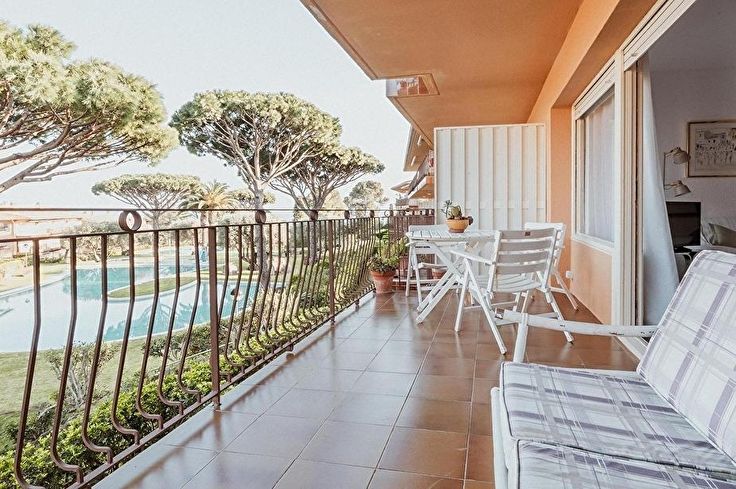 Apartament 2 dormitoris amb Pàrquing i jardí a Calella de Palafrugell - Lloguer Temporada