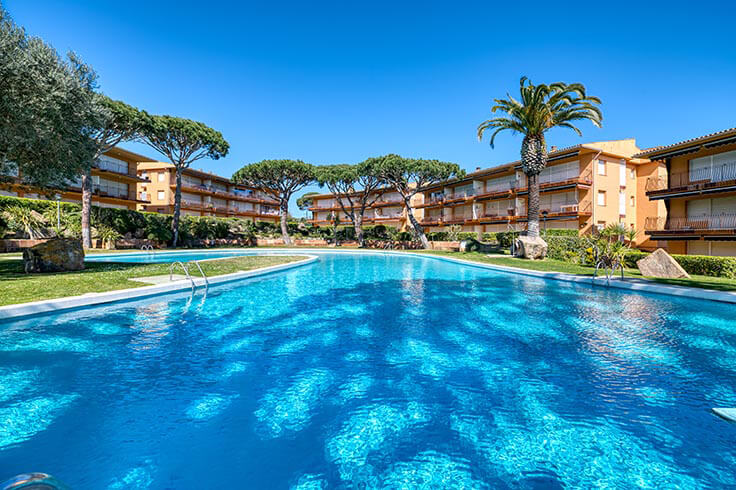 Apartament 2 dormitoris amb Piscina, Vistes al mar, Wifi, Pàrquing i jardí a Calella de Palafrugell - Lloguer Vacacional - Turístic
