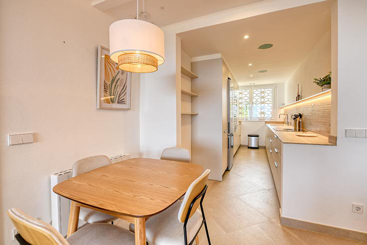 Apartament 2 dormitoris amb Piscina, Vistes al mar, Wifi i Pàrquing a Calella de Palafrugell - Lloguer Vacacional - Turístic