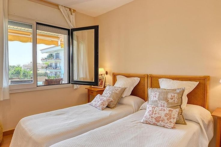 Apartament 3 dormitoris amb Piscina, Wifi, Pàrquing i jardí a Calella de Palafrugell - Lloguer Vacacional - Turístic