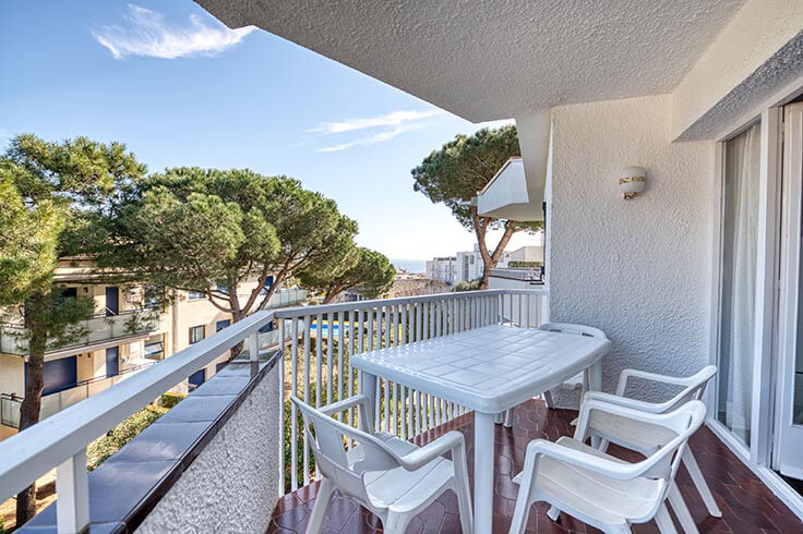 Apartament 3 dormitoris amb Piscina, Wifi, Pàrquing i jardí a Calella de Palafrugell - Lloguer Temporada