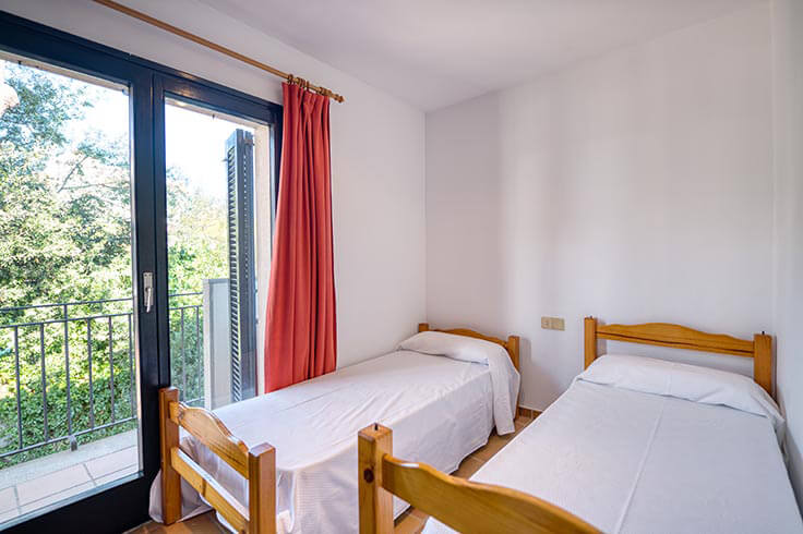 Apartament 3 dormitoris amb Vistes al mar i Pàrquing a Calella de Palafrugell - Lloguer Temporada