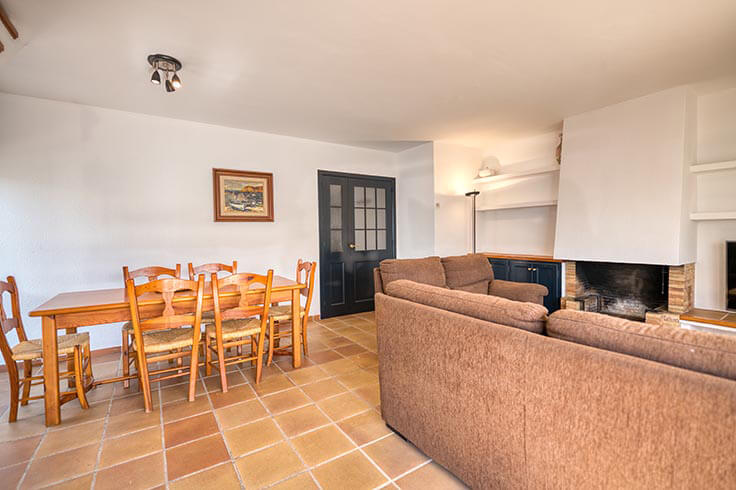 Apartament 3 dormitoris amb Vistes al mar i Pàrquing a Calella de Palafrugell - Lloguer Temporada