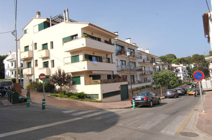 Apartament 3 dormitoris amb Pàrquing a Calella de Palafrugell - Lloguer Temporada
