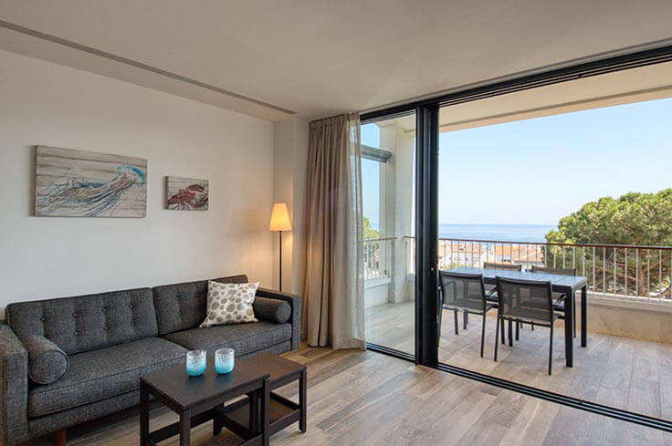 Apartament 2 dormitoris amb Piscina, Vistes al mar, Pàrquing i jardí a Calella de Palafrugell - Lloguer Vacacional - Turístic