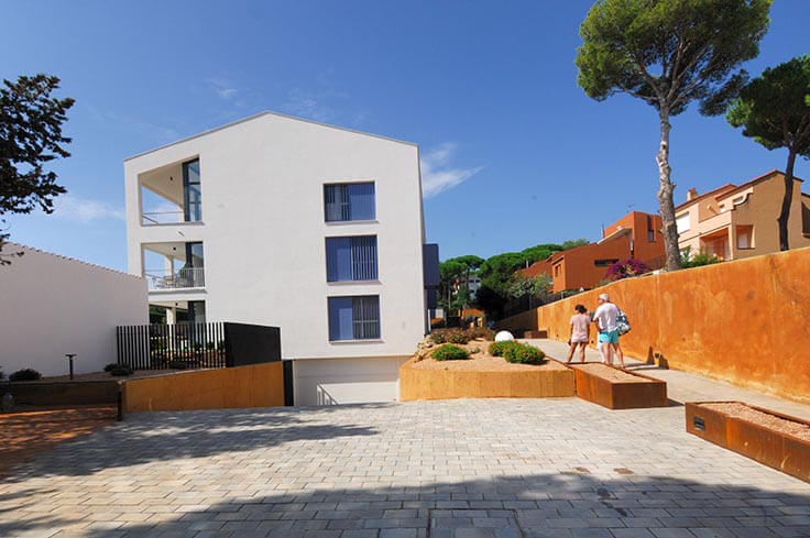 Apartament 3 dormitoris amb Piscina, Pàrquing i jardí a Calella de Palafrugell - Lloguer Temporada