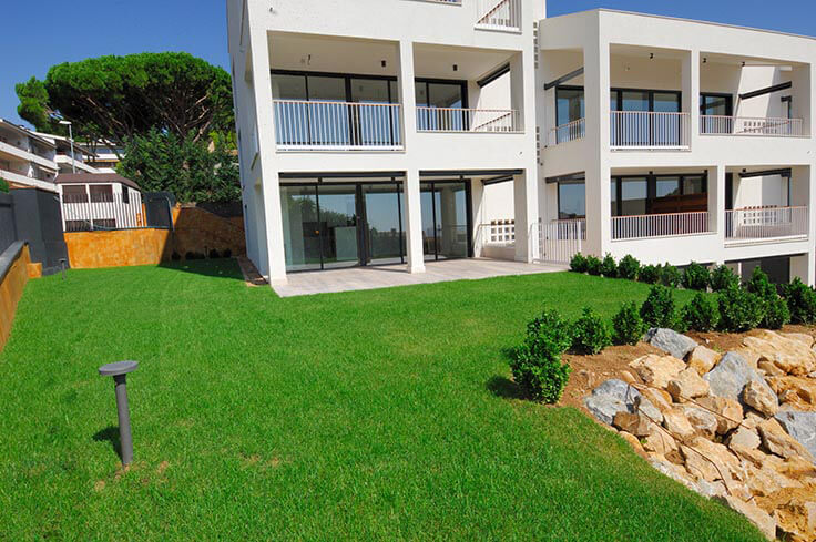 Apartament 3 dormitoris amb Piscina, Pàrquing i jardí a Calella de Palafrugell - Lloguer Temporada
