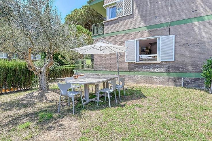 Casa aparellada 4 dormitoris amb Piscina i jardí a Llafranc - Lloguer Vacacional - Turístic