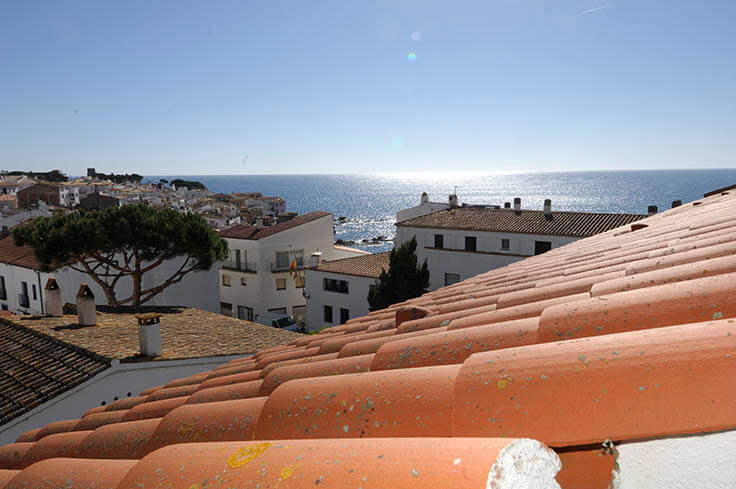 Apartament 3 dormitoris amb Vistes al mar i Pàrquing a Calella de Palafrugell - Lloguer Temporada