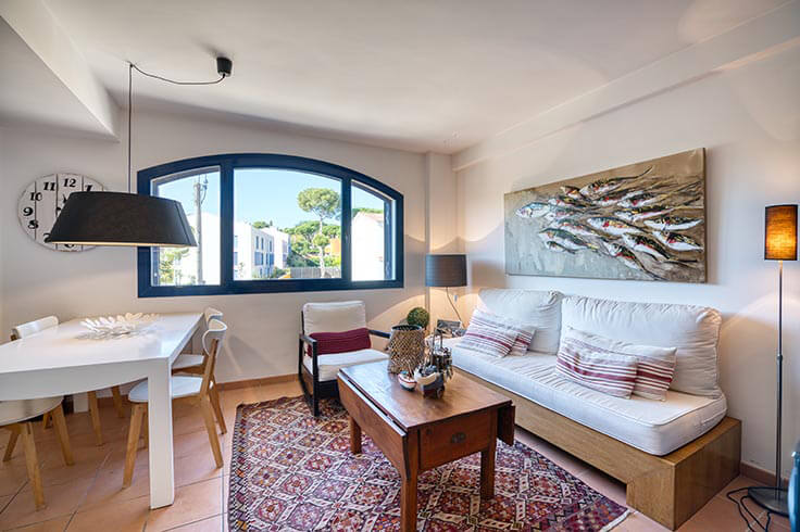 Apartament 3 dormitoris amb Piscina, Vistes al mar i Pàrquing a Calella de Palafrugell - Lloguer Temporada
