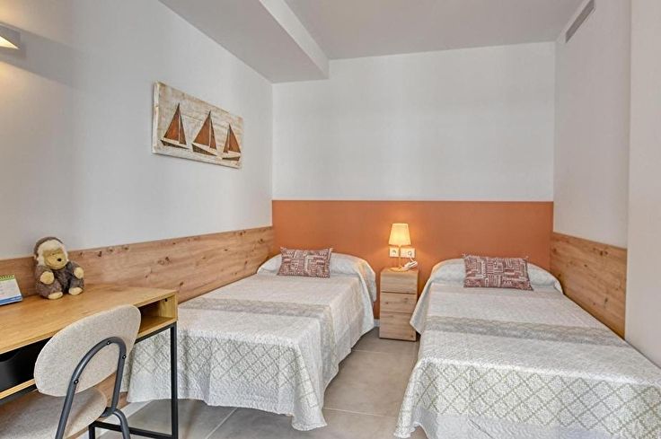 Apartament 3 dormitoris amb Piscina, Aire condicionat, Wifi, Pàrquing i jardí a Llafranc - Lloguer Temporada