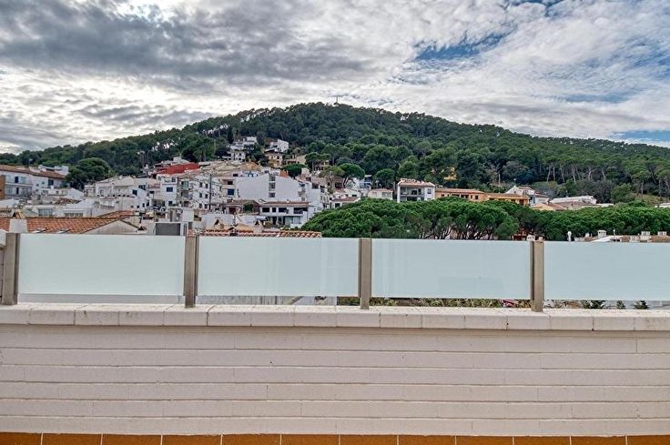 Casa adosada 4 dormitoris a Tamariu - Lloguer Temporada