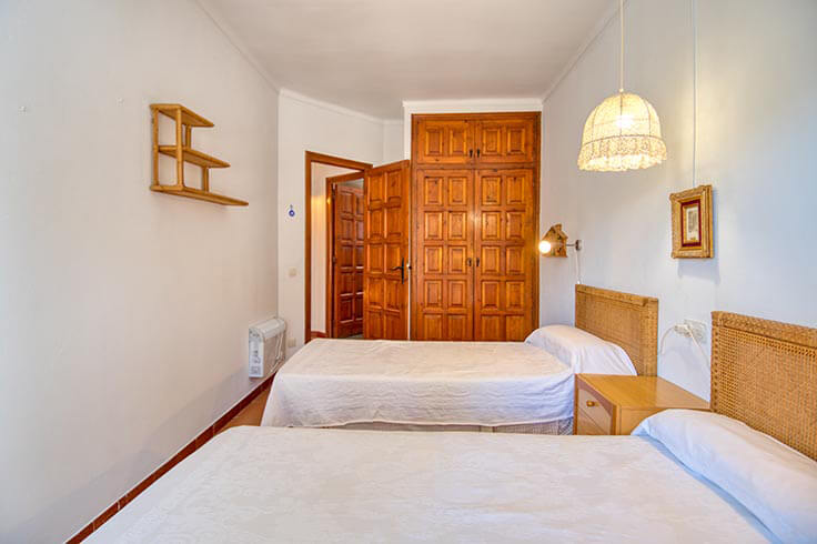 Casa adosada 4 dormitoris a Tamariu - Compra - Venda