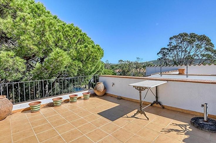Apartament 2 dormitoris amb Piscina i jardí a Calella de Palafrugell - Compra - Venda