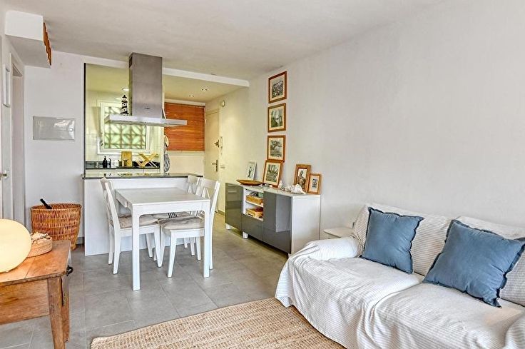 Apartament 2 dormitoris amb Pàrquing a Calella de Palafrugell - Compra - Venda