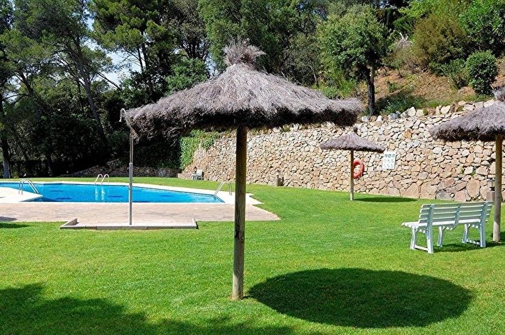 Apartament 4 dormitoris amb Piscina, Pàrquing i jardí a Tamariu - Compra - Venda