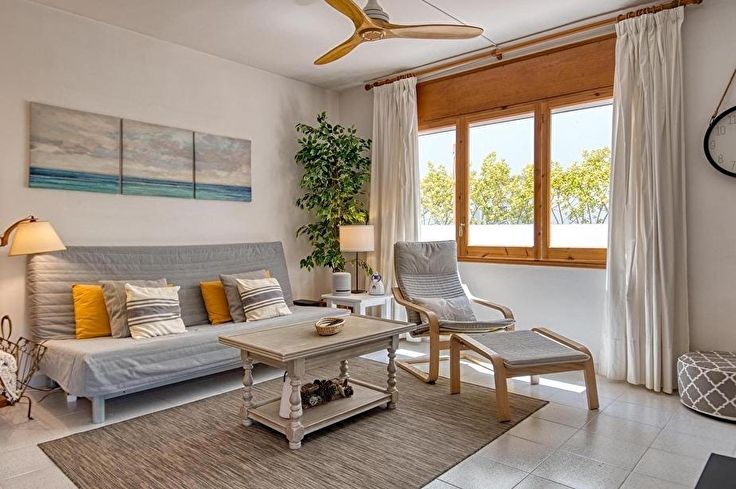 Apartament 3 dormitoris amb Piscina, Pàrquing i jardí a Tamariu - Compra - Venda