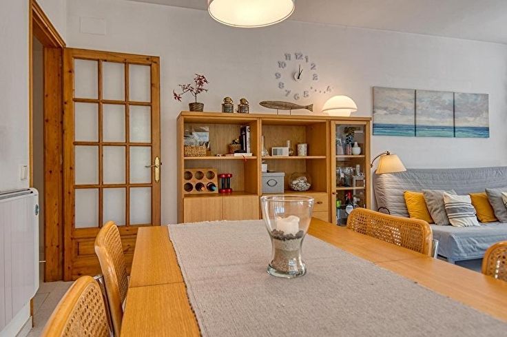 Apartament 3 dormitoris amb Piscina, Pàrquing i jardí a Tamariu - Compra - Venda