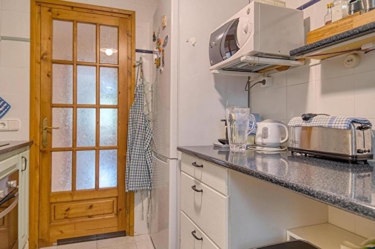 Apartament 3 dormitoris amb Piscina, Pàrquing i jardí a Tamariu - Compra - Venda