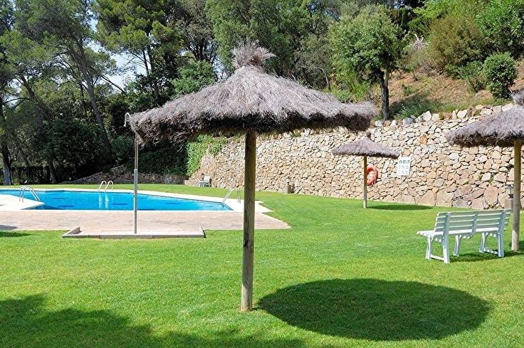 Apartament 3 dormitoris amb Piscina, Pàrquing i jardí a Tamariu - Compra - Venda