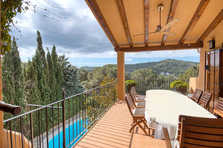 Casa individual 5 dormitoris amb Piscina, Vistes al mar i jardí a Tamariu - Compra - Venda