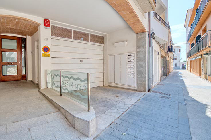 Apartament 3 dormitoris amb Pàrquing a Tamariu - Compra - Venda