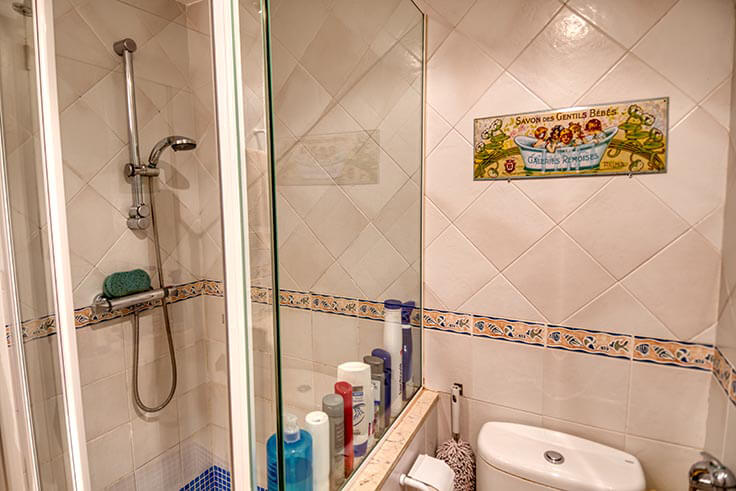 Apartament 2 dormitoris amb Piscina, Pàrquing i jardí a Tamariu - Compra - Venda