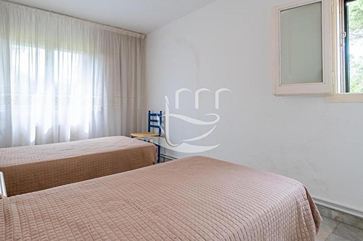 Xalet 6 dormitoris amb Piscina i jardí a Llagostera - Compra - Venda