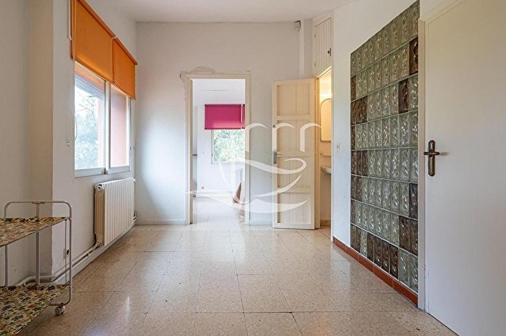 Xalet 6 dormitoris amb Piscina i jardí a Llagostera - Compra - Venda