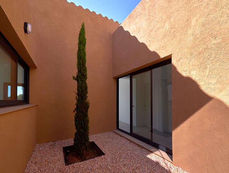 Casa aparellada 4 dormitoris amb Piscina, Pàrquing i jardí a Vilopriu - Compra - Venda