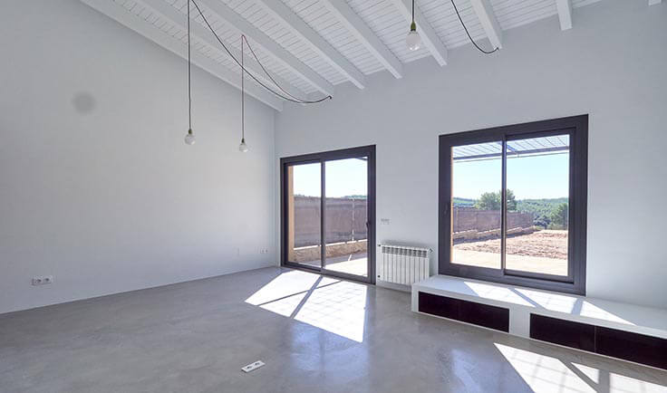 Casa aparellada 4 dormitoris amb Piscina, Pàrquing i jardí a Vilopriu - Compra - Venda