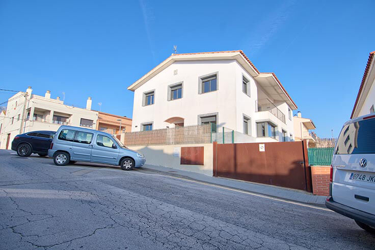 Xalet 4 dormitoris a Torroella de Montgrí - Compra - Venda