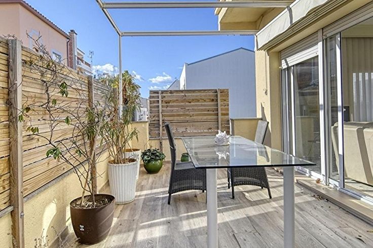 Casa de poble 4 dormitoris a Palamós - Compra - Venda